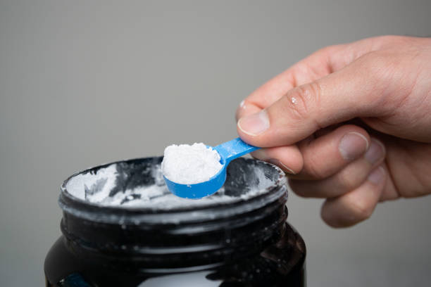 Creatina: Beneficios, lo que muestran los estudios y precauciones.